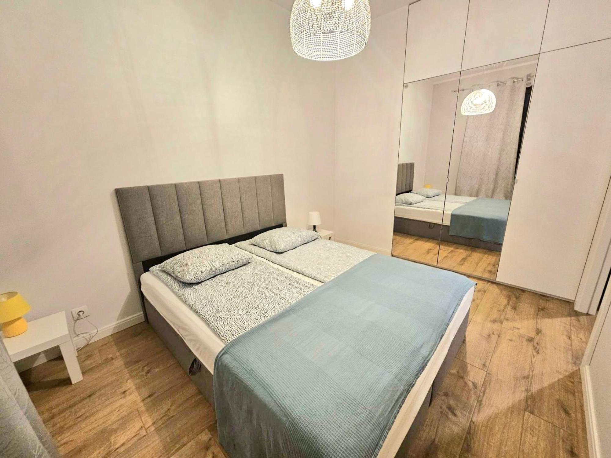 First -- żoliborz 4 *
