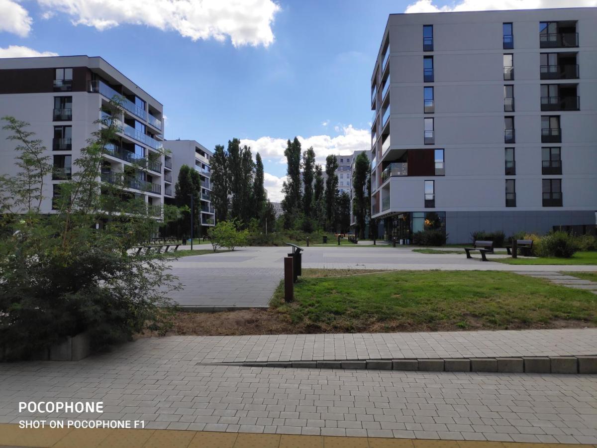 First -- Zoliborz 4 * Varsovia