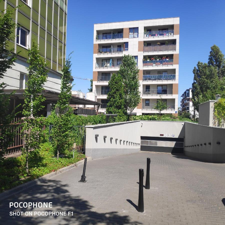 First -- Zoliborz 4 Varsovia